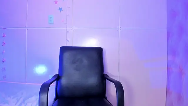 Hilary-banks online show from 12/31/24, 11:42