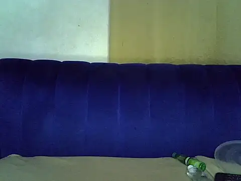 Snapshot of Thickyannah chatting on 06/16/26, 01:08 Thickyannah online show from 06/16/26, 01:08