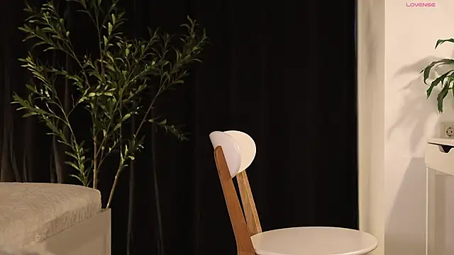 AnnittaStar online show from 02/02/26, 04:44