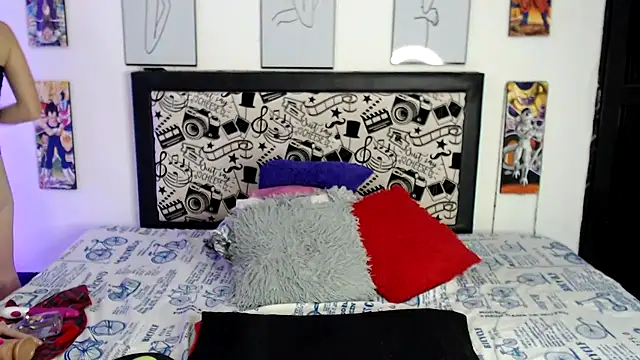 Snapshot of Rihana14 chatting on 11/08/25, 09:13 Rihana14 online show from 11/08/25, 09:13