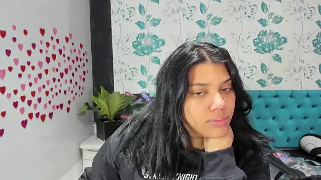 LindaBreeS online show from 02/01/25, 01:51