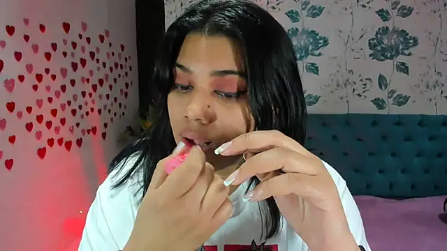 LindaBreeS online show from 02/02/25, 03:49