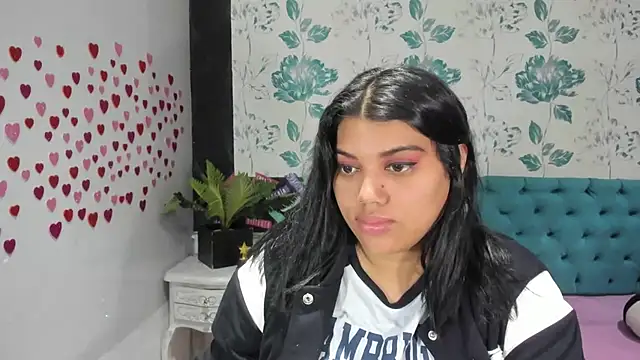 LindaBreeS online show from 02/03/25, 04:52