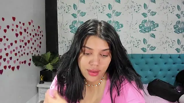 LindaBreeS online show from 02/24/25, 04:58