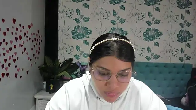 LindaBreeS online show from 02/28/25, 02:09