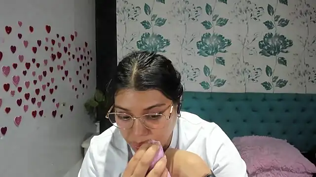 LindaBreeS online show from 03/16/25, 07:17