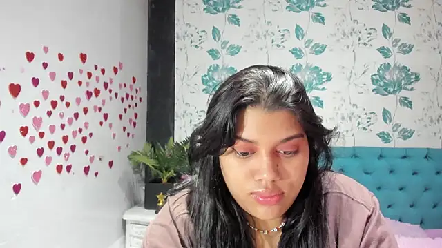 LindaBreeS online show from 03/22/25, 06:25