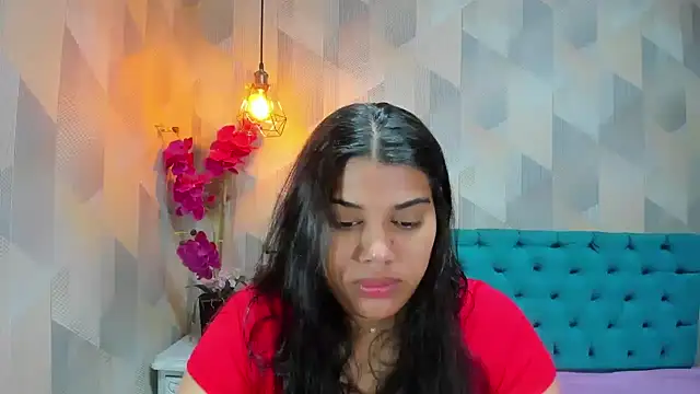 LindaBreeS online show from 12/14/25, 01:49