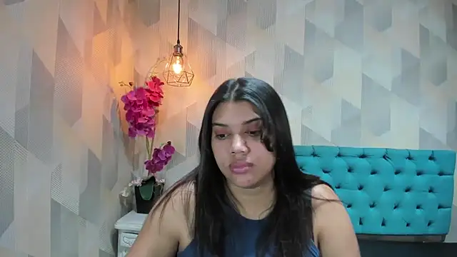 Snapshot of LindaBreeS chatting on 05/31/26, 03:52 LindaBreeS online show from 05/31/26, 03:52