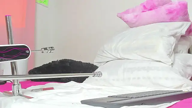 Ashley Miiller1 online show from 01/21/25, 02:26