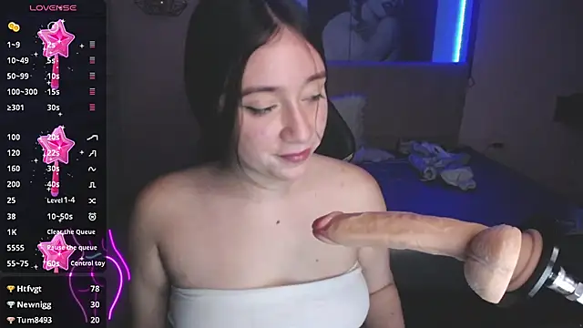 Snapshot of Andrea_Ramos chatting on 03/14/25, 11:34 Andrea Ramos online show from 03/14/25, 11:34