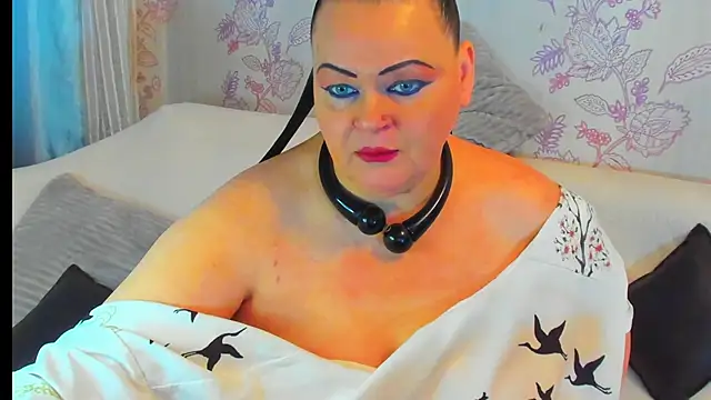 MilanaBiegert online show from 01/05/25, 01:36