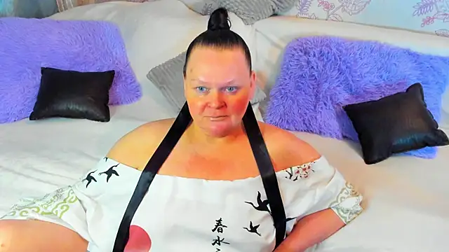 MilanaBiegert online show from 02/11/25, 05:50