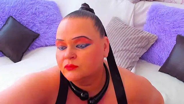 MilanaBiegert online show from 02/17/25, 12:38