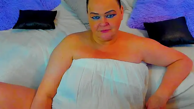 MilanaBiegert online show from 03/12/25, 07:38