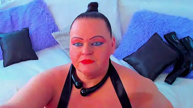 MilanaBiegert online show from 03/20/25, 03:04