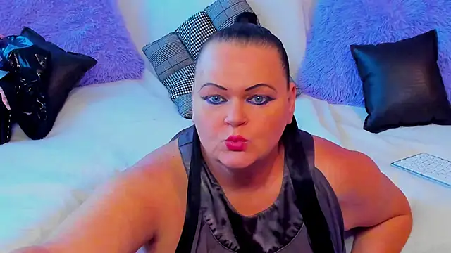 MilanaBiegert online show from 09/22/25, 07:32