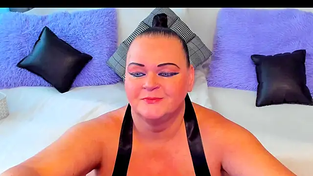 MilanaBiegert online show from 10/10/25, 07:40