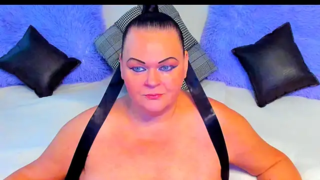 MilanaBiegert online show from 11/05/25, 07:08