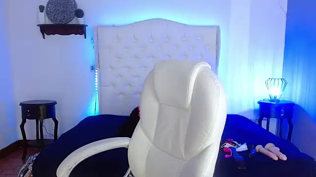 elena detroya online show from 12/21/24, 12:38