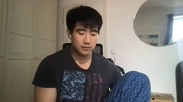 jungcock3210 online show from 10/15/25, 12:05