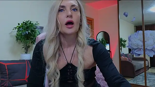 amelia blondy online show from 03/08/25, 09:28