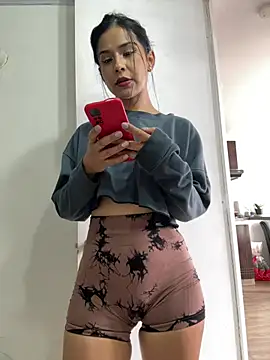 Nikothyna online show from 02/19/26, 05:31