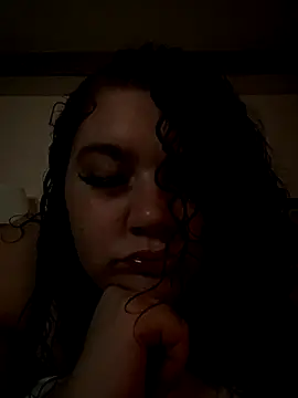 lolabun247 online show from 10/23/25, 01:38