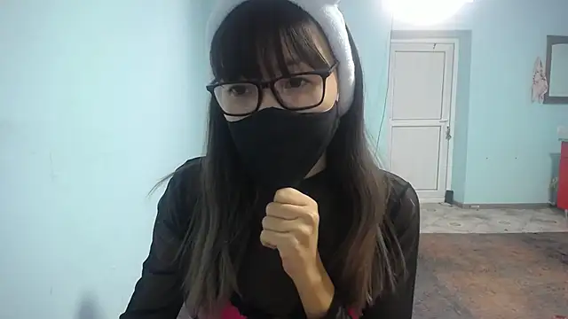 elllaaxx online show from 10/28/25, 03:32