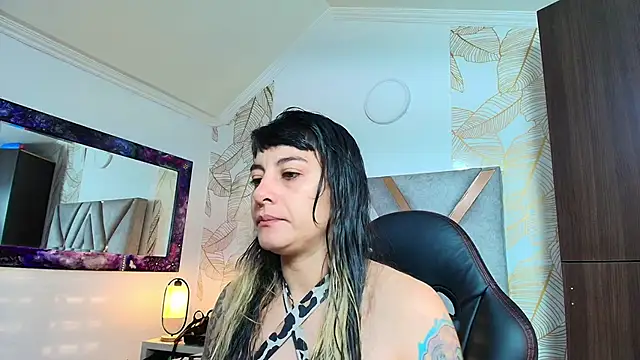 Naughty Kittenm online show from 02/27/26, 11:43