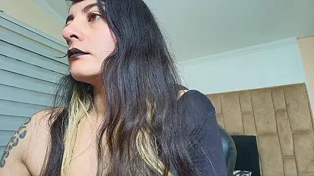 Naughty Kittenm online show from 03/11/26, 10:54