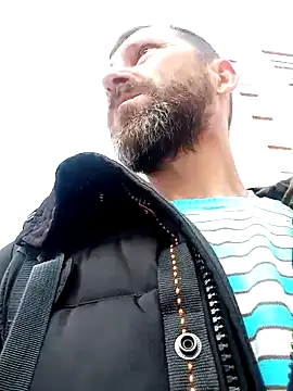 Snapshot of BZHsex chatting on 03/06/25, 08:30 BZHsex online show from 03/06/25, 08:30