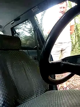 Snapshot of BZHsex chatting on 09/20/25, 10:05 BZHsex online show from 09/20/25, 10:05