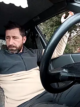 Snapshot of BZHsex chatting on 12/18/25, 10:21 BZHsex online show from 12/18/25, 10:21