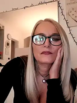 kikkastar online show from 12/16/24, 08:16