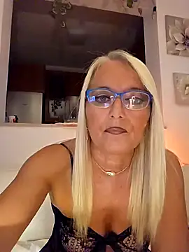 kikkastar online show from 09/11/25, 07:47