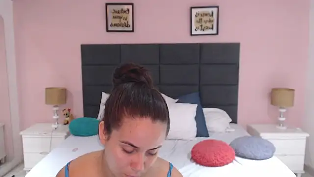 MadisonJenner online show from 01/18/25, 01:29