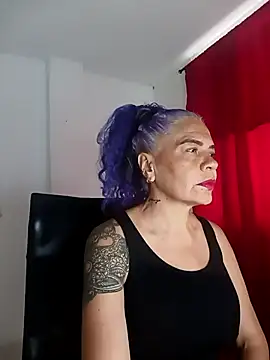 freyadevil333 online show from 11/13/25, 11:09