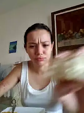 Angela hank2 online show from 12/15/25, 11:47