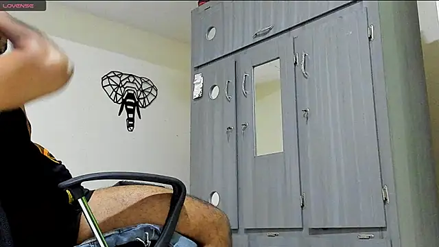 Big furry bear13 online show from 01/17/25, 05:21