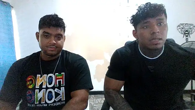 Big furry bear13 online show from 10/26/25, 04:13