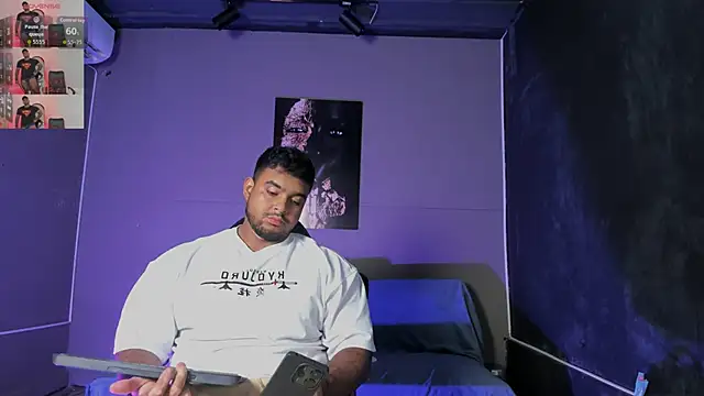 Snapshot of Big_furry_bear13 chatting on 04/15/26, 02:51 Big furry bear13 online show from 04/15/26, 02:51