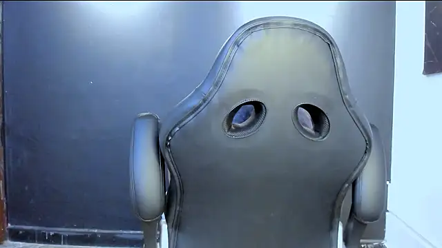 Snapshot of Big_furry_bear13 chatting on 04/22/26, 06:16 Big furry bear13 online show from 04/22/26, 06:16