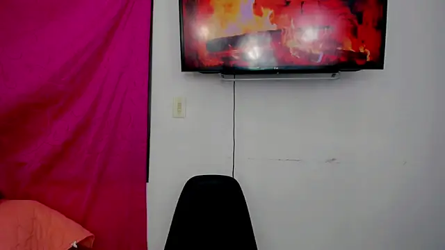 Snapshot of sunshine_uwu22 chatting on 12/27/24, 07:24 sunshine uwu22 online show from 12/27/24, 07:24