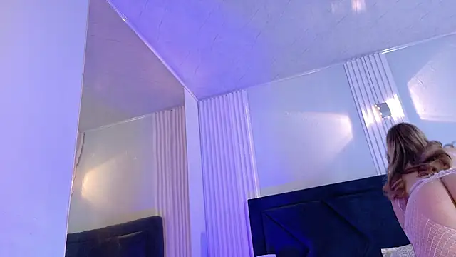 MollyCruz online show from 01/18/26, 10:41