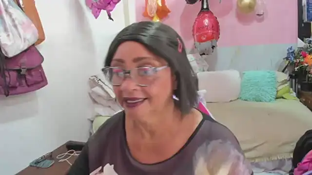 Mrs mommy  online show from 04/16/26, 04:30