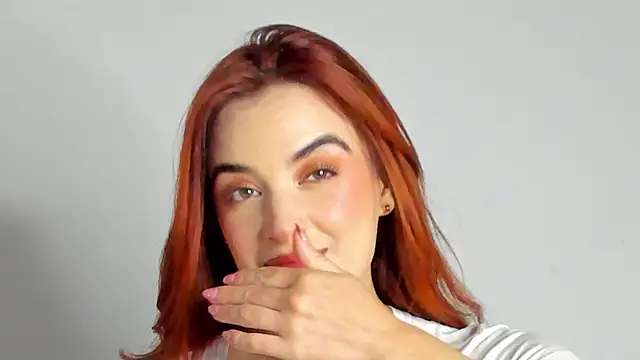 Snapshot of Bellacrox chatting on 04/08/26, 10:21 Bellacrox online show from 04/08/26, 10:21