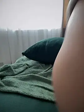 HotXMom online show from 01/21/25, 07:58