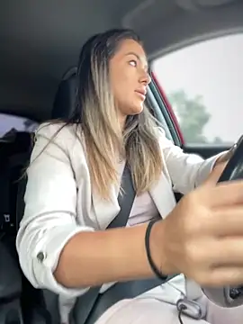 HotXMom online show from 09/16/25, 06:03