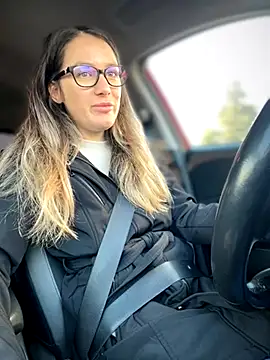 HotXMom online show from 10/17/25, 05:32